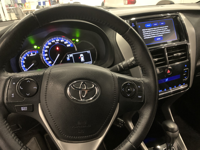 toyota yaris 1.5 16v flex x way connect multidrive 4p automatico 2022