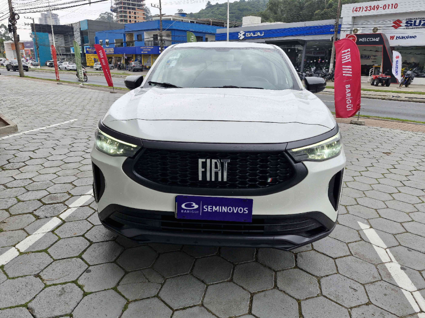 fiat fastback 1.0 turbo 200 flex cvt 4p automatico 2024