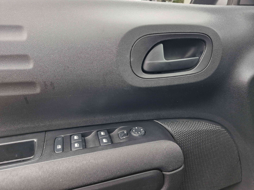 citroen c4 cactus 1.6 vti 120 flex feel pack eat6 4p automatico 2020