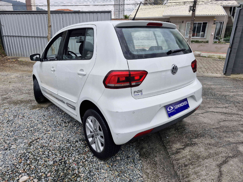 volkswagen fox 1.6 msi total flex connect 4p manual 2021