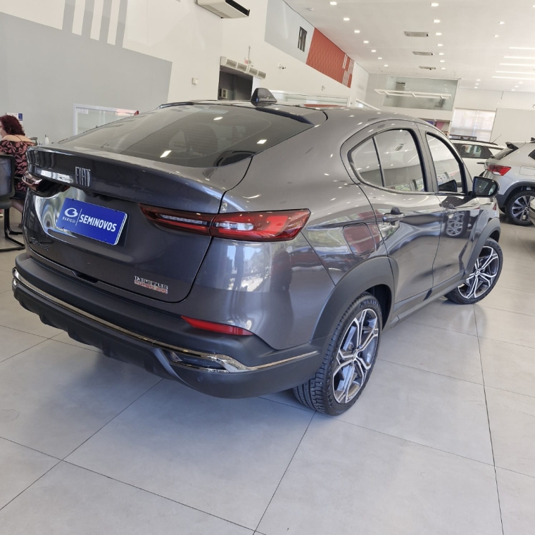 fiat fastback flex automatico 2025