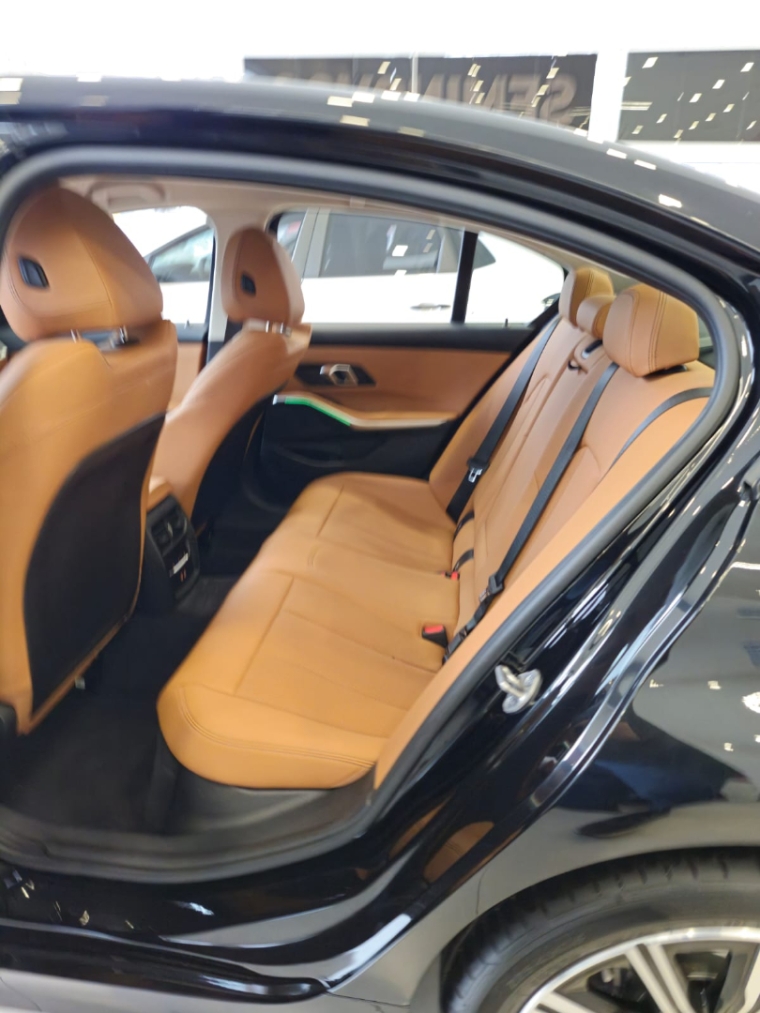 bmw 320i 2.0 flex automatico 2025