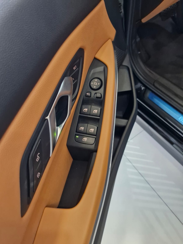 bmw 320i 2.0 flex automatico 2025