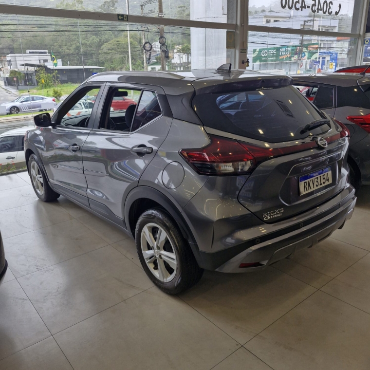 nissan kicks 1.6 flex manual 2022