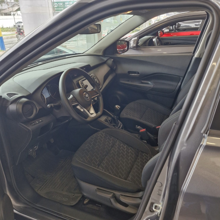 nissan kicks 1.6 flex manual 2022