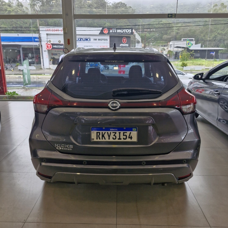 nissan kicks 1.6 flex manual 2022
