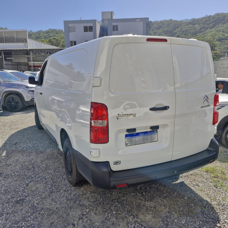 citroen jumpy 1.5 diesel manual 2022
