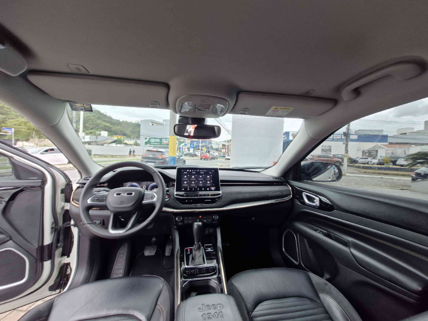 jeep commander flex automatico 202313