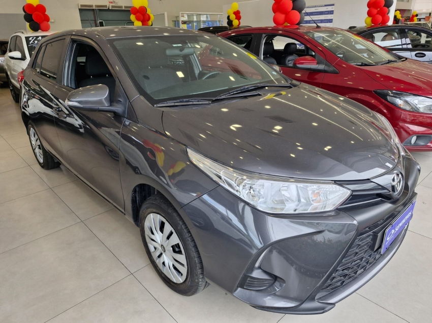 toyota yaris 1.5 flex automatico 2025
