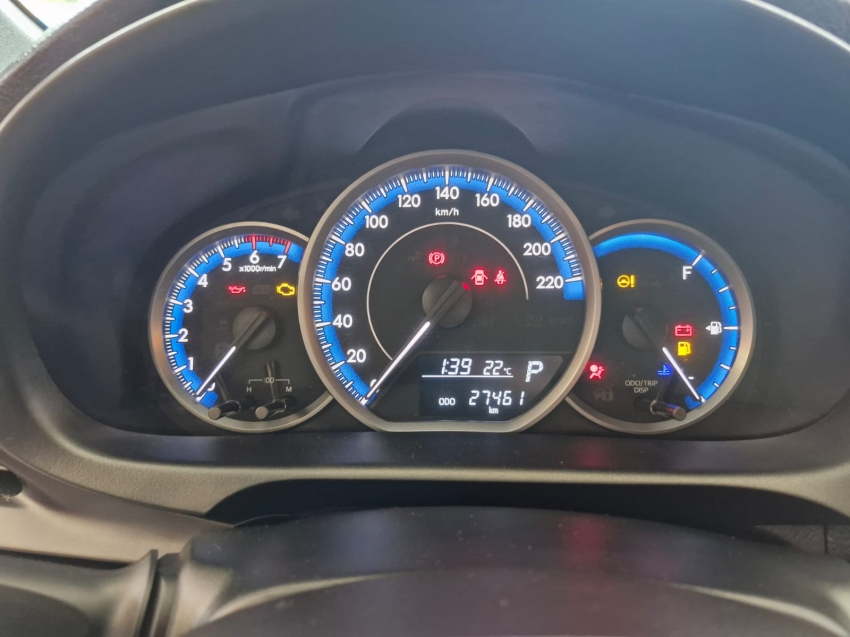 toyota yaris 1.5 flex automatico 2025