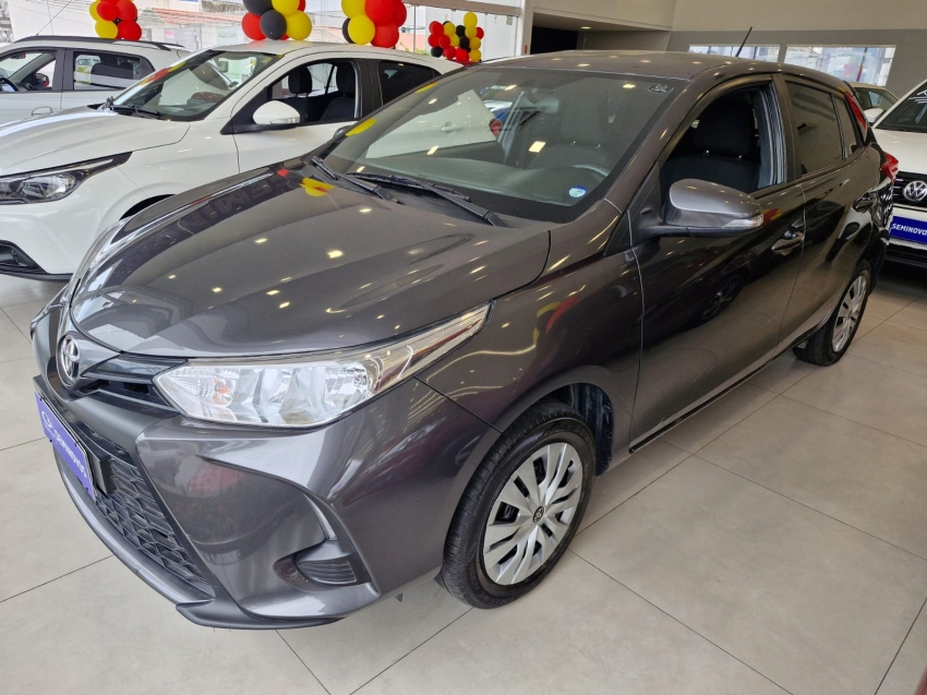 toyota yaris 1.5 flex automatico 2025