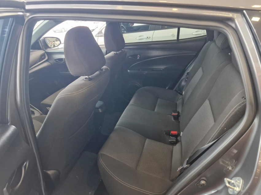 toyota yaris 1.5 flex automatico 2025