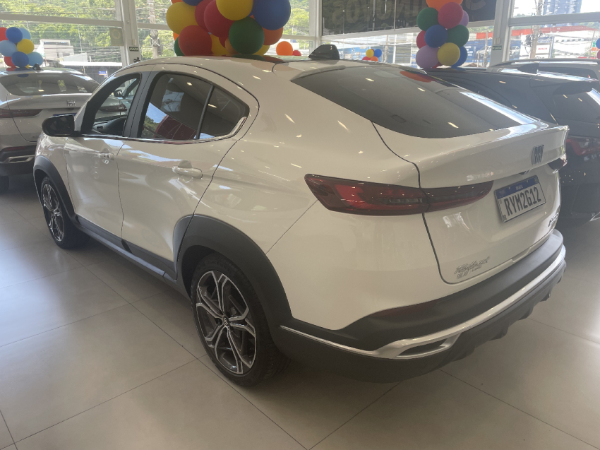 fiat fastback 1.0 flex automatico 20235