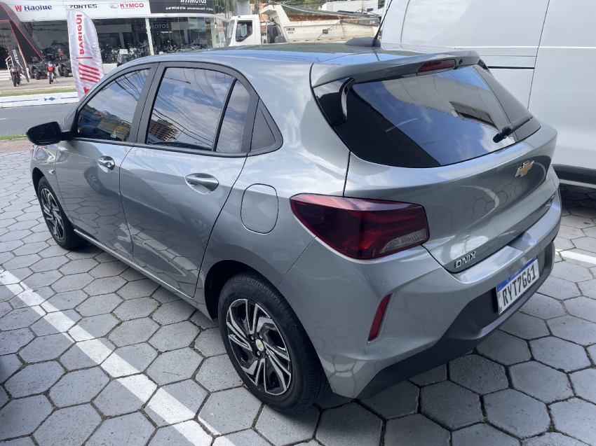 chevrolet onix 1.0 flex 20244