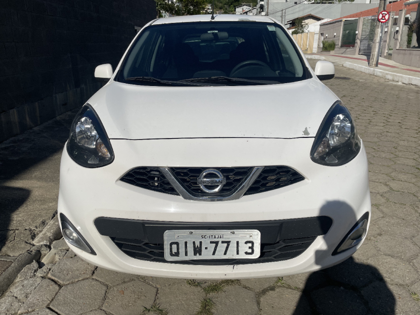 nissan march 1.6 flex automatico 20181