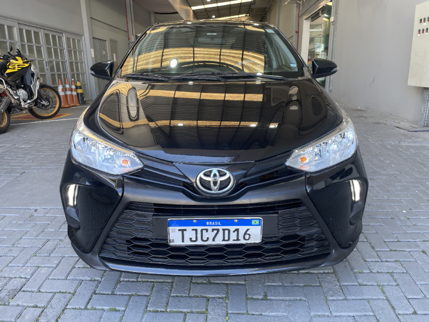 toyota yaris 1.5 flex automatico 20251