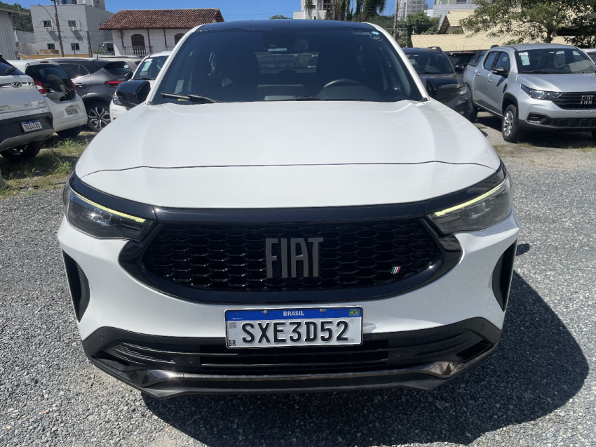 fiat fastback flex automatico 20241