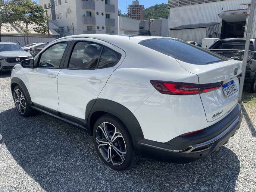 fiat fastback flex automatico 20243