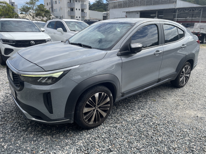 fiat fastback flex automatico 2024