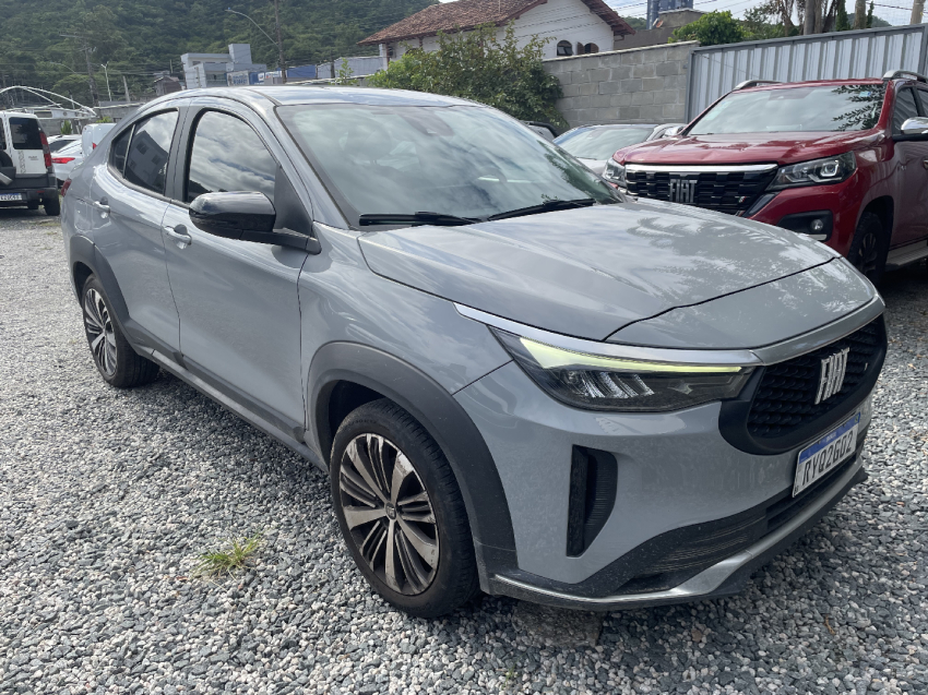 fiat fastback flex automatico 20242