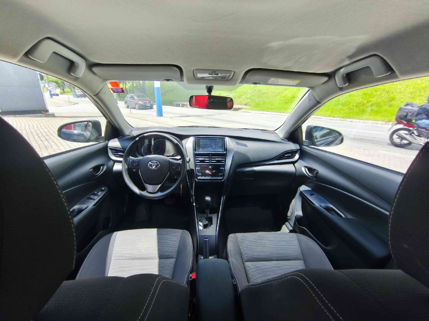 toyota yaris 1.5 16v flex xl multidrive 4p automatico 202510