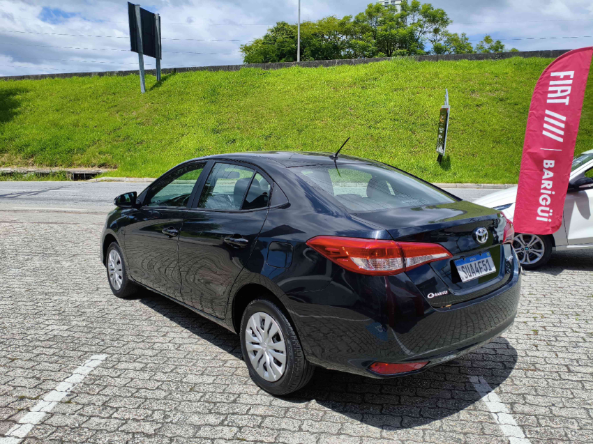 toyota yaris 1.5 16v flex xl multidrive 4p automatico 20255