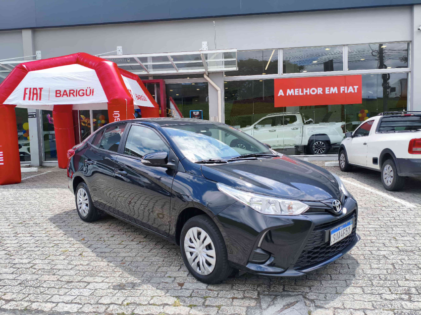toyota yaris 1.5 16v flex xl multidrive 4p automatico 2025