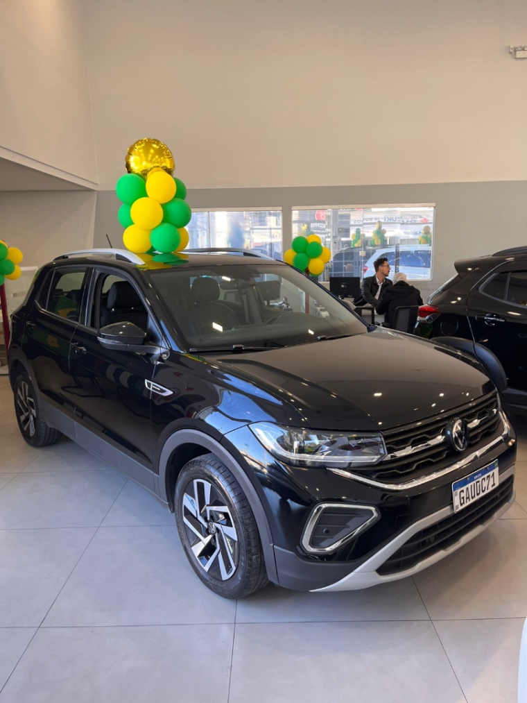 volkswagen t-cross 1.4 250 tsi total flex highline automatico 4p 2025
