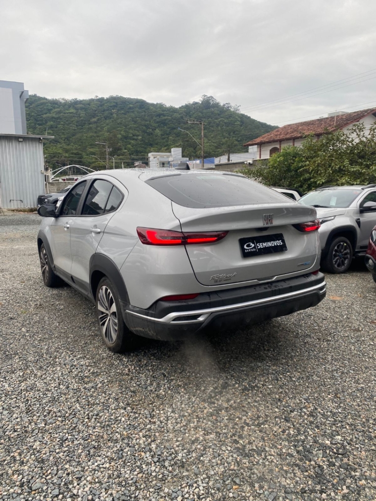 fiat fastback 1.0 turbo 200 hybrid audace cvt hibrido 4p automatico 20252