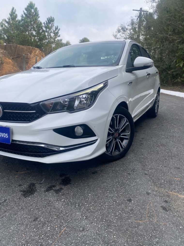 fiat cronos 1.3 firefly flex drive gsr 4p automatico 20201