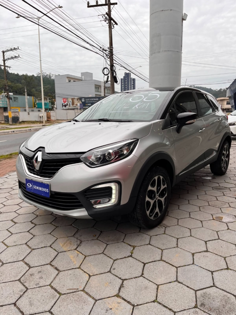 renault captur 1.6 16v sce flex intense x-tronic 4p automatico 20181