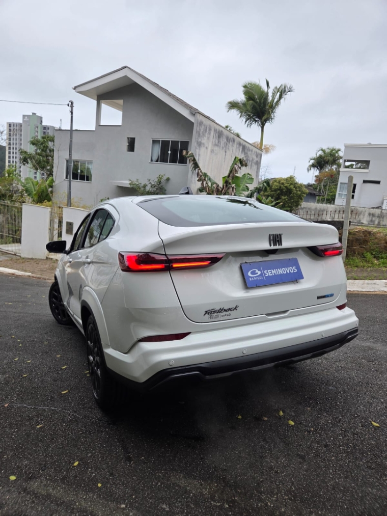 fiat fastback 1.0 turbo 200 hybrid impetus cvt flex 4p automatico 20265