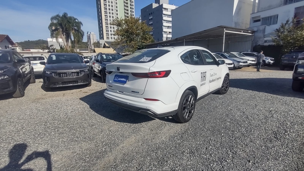 fiat fastback 1.0 turbo 200 hybrid impetus cvt flex 4p automatico 20263