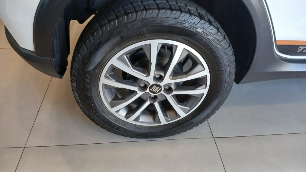 fiat argo 1.3 firefly flex trekking cvt 4p automatico 202516