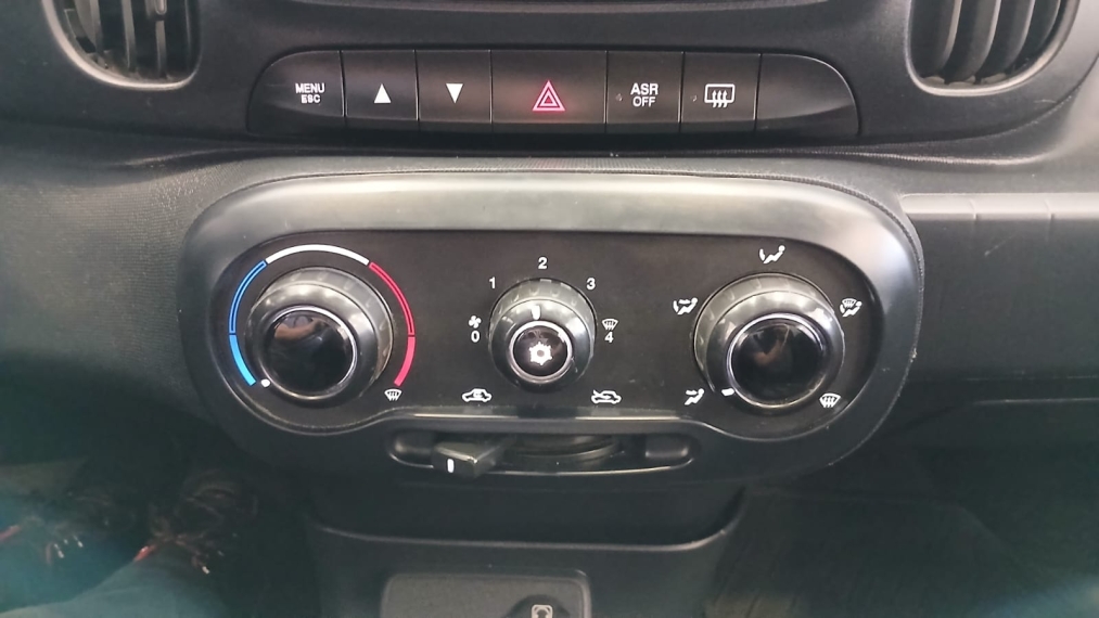 fiat mobi 1.0 evo flex like. manual 4p 202410