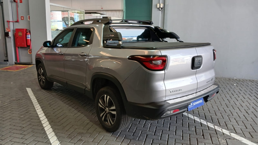 fiat toro 1.3 turbo 270 flex freedom at6 4p automatico 20234