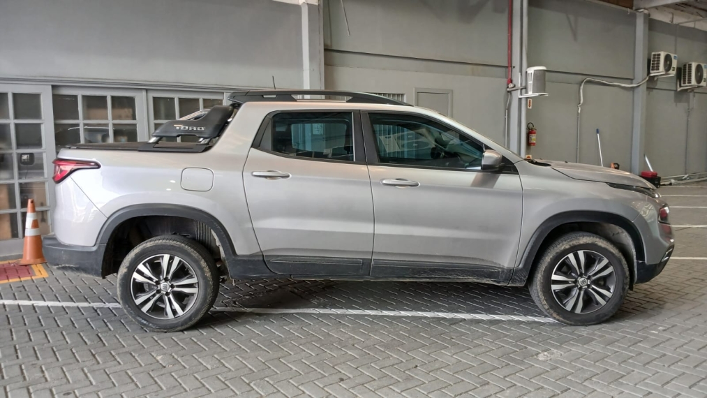 fiat toro 1.3 turbo 270 flex freedom at6 4p automatico 20233