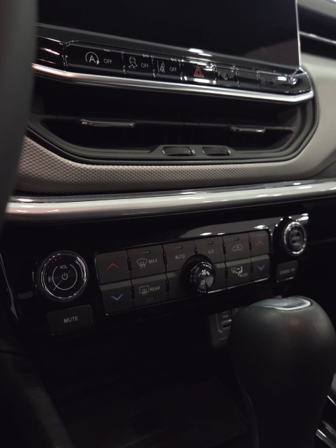 jeep compass 1.3 t270 turbo flex longitude at6 4p automatico 202613