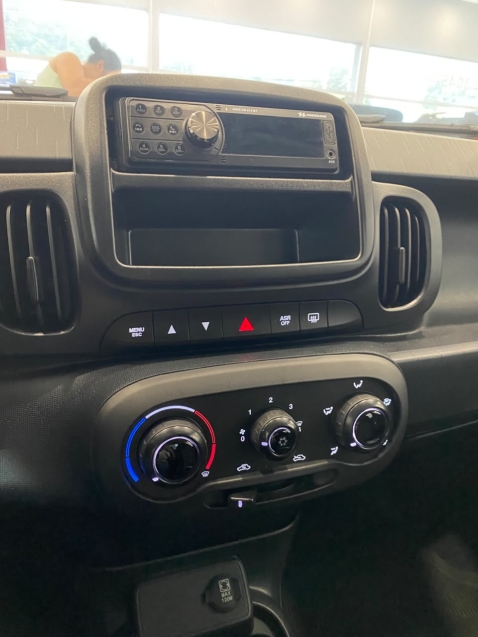 fiat mobi 1.0 evo flex like. manual 4p 202510