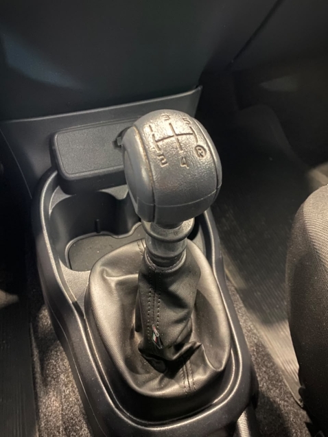 fiat mobi 1.0 evo flex like. manual 4p 202514
