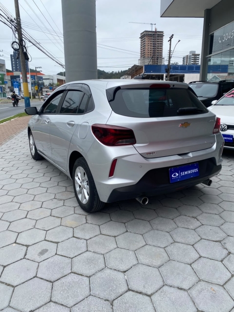 chevrolet onix 1.0 turbo flex plus lt manual 4p 20205