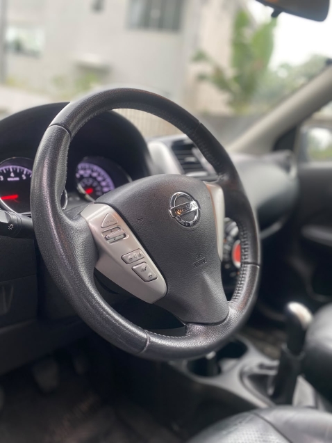 nissan versa 1.6 16v flexstart unique 4p manual flex 201610