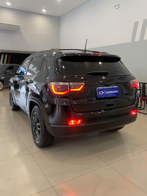 jeep compass 2.0 16v flex sport automatico 4p 20215