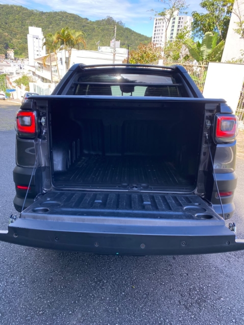 fiat strada 1.0 turbo 200 flex ultra cd cvt 4p automatico 20255
