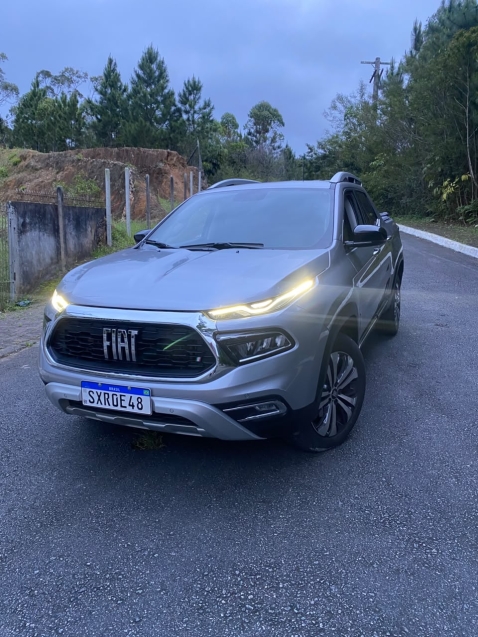 fiat toro 1.3 turbo 270 flex freedom at6 4p automatico 2025