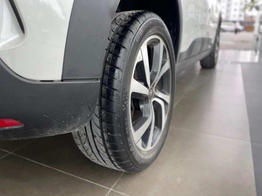 citroen c4 cactus 1.6 thp flex shine pack eat6 4p automatico 20194