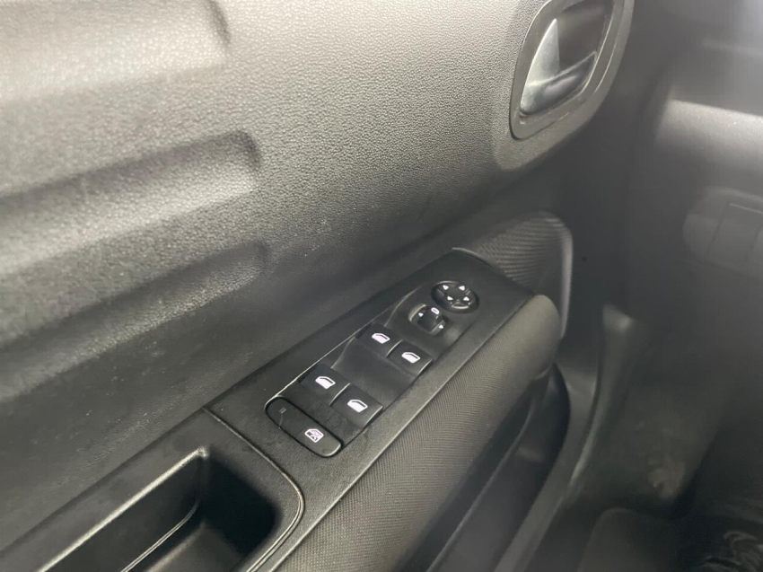 citroen c4 cactus 1.6 thp flex shine pack eat6 4p automatico 201913