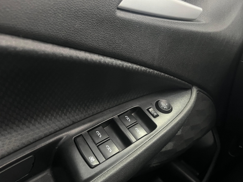 chevrolet onix 1.0 flex lt manual 2023