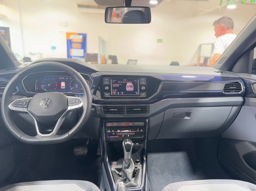 volkswagen t-cross 1.0 200 tsi total flex comfortline automatico 4p 2024