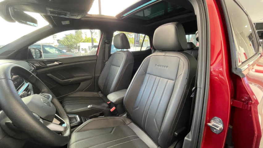 volkswagen t-cross 1.4 250 tsi total flex highline automatico 4p 2025